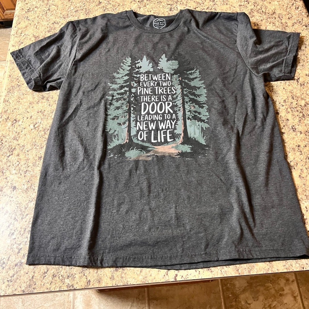 NEW Gray Graphic hiking Tee John Muir quote tree Forest Design xl - Picture 2 of 5